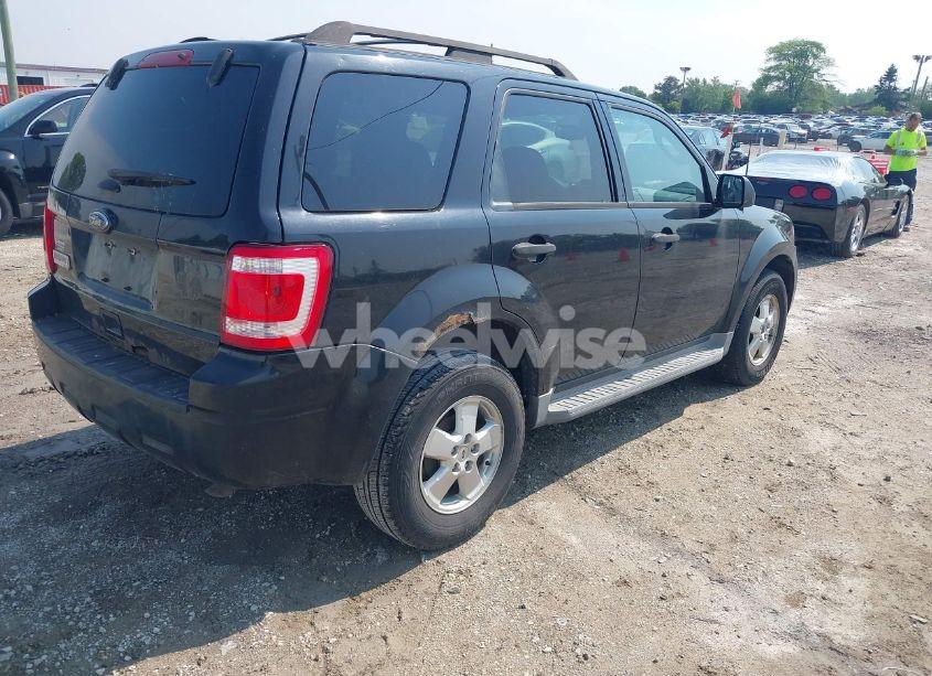 Photo 4 of 2011 Ford Escape XLT (VIN 1FMCU0D7XBKB20139)