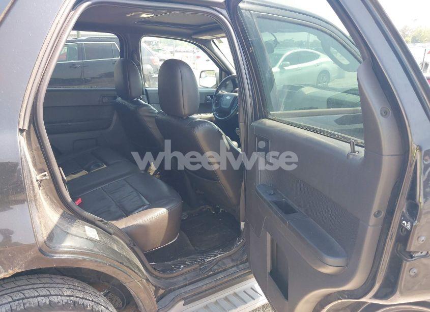 Photo 8 of 2011 Ford Escape XLT (VIN 1FMCU0D7XBKB20139)