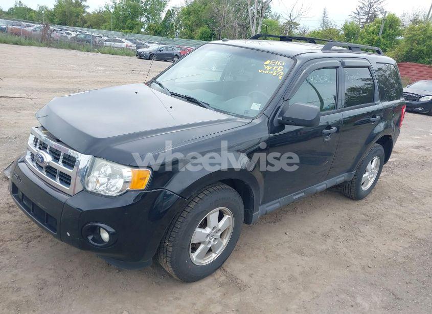 Photo 2 of 2012 Ford Escape XLT (VIN 1FMCU0D7XCKA05798)