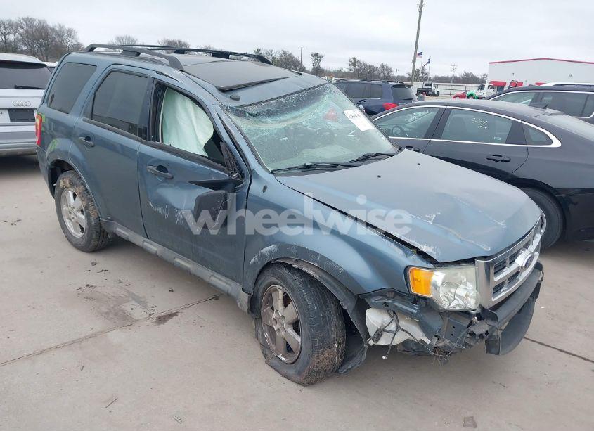 2012 Ford Escape XLT (VIN 1FMCU0D7XCKA28806) main photo