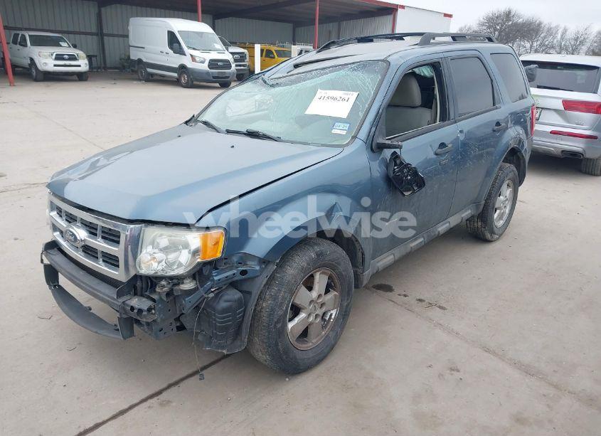 Photo 2 of 2012 Ford Escape XLT (VIN 1FMCU0D7XCKA28806)