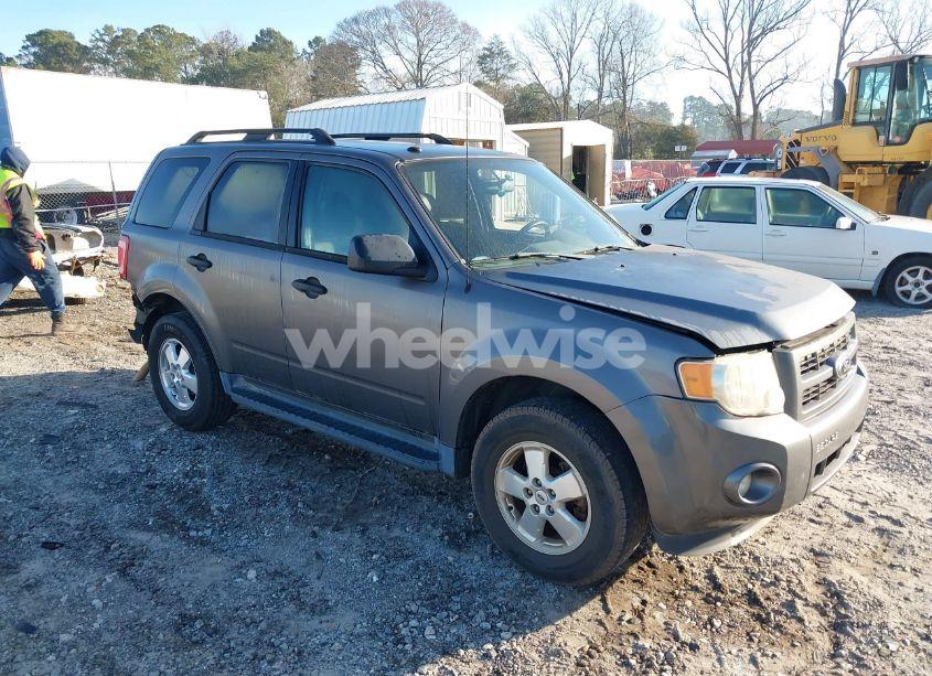 2012 Ford Escape XLT (VIN 1FMCU0D7XCKB94131) main photo