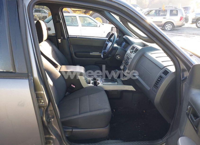 Photo 5 of 2012 Ford Escape XLT (VIN 1FMCU0D7XCKB94131)