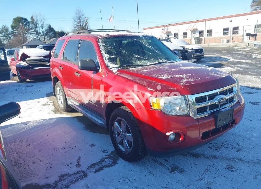 2012 Ford Escape XLT (VIN 1FMCU0D7XCKC39083) main photo
