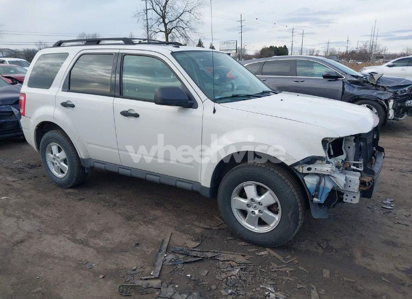 2012 Ford Escape XLT (VIN 1FMCU0D7XCKC79793) main photo