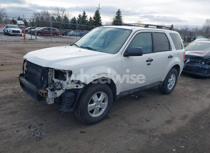 Photo 2 of 2012 Ford Escape XLT (VIN 1FMCU0D7XCKC79793)