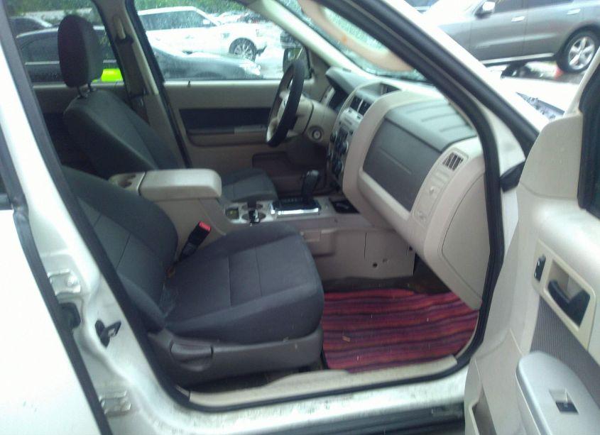 Photo 5 of 2010 Ford Escape XLT (VIN 1FMCU0DG0AKA44302)