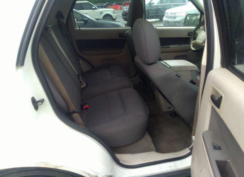 Photo 8 of 2010 Ford Escape XLT (VIN 1FMCU0DG0AKA44302)