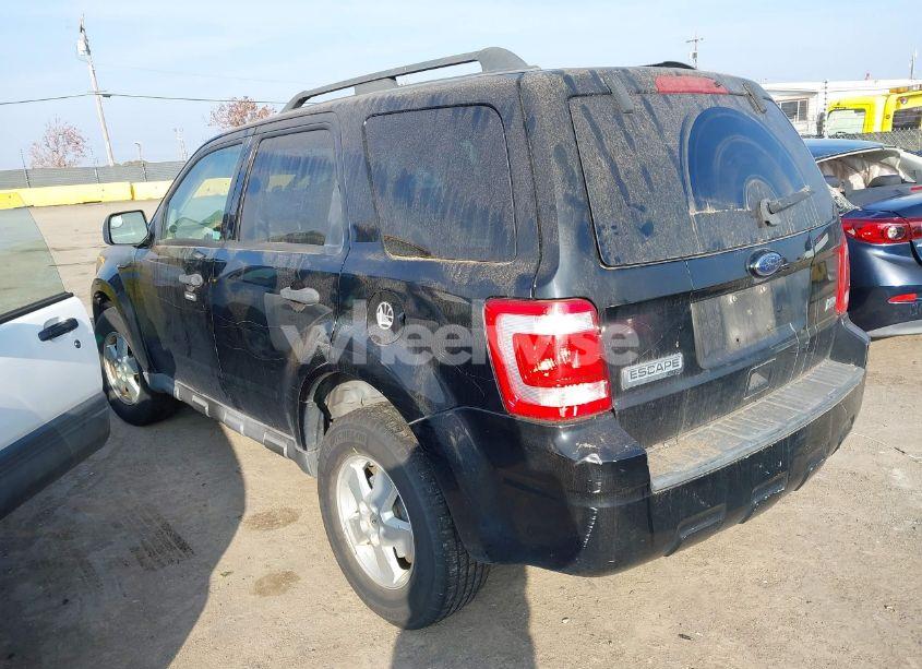 Photo 3 of 2010 Ford Escape XLT (VIN 1FMCU0DG0AKC84885)
