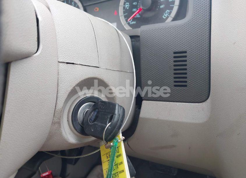 Photo 11 of 2010 Ford Escape XLT (VIN 1FMCU0DG0AKD42283)