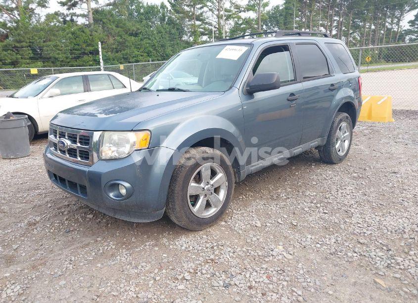 Photo 2 of 2010 Ford Escape XLT (VIN 1FMCU0DG0AKD42283)