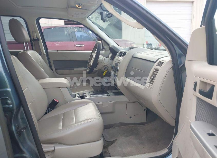 Photo 5 of 2010 Ford Escape XLT (VIN 1FMCU0DG0AKD42283)