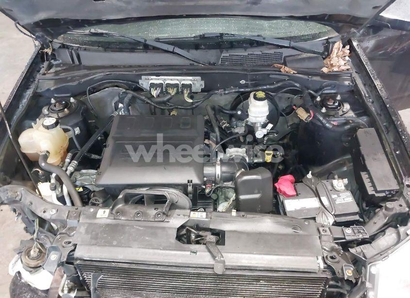 Photo 10 of 2011 Ford Escape XLT (VIN 1FMCU0DG0BKA12936)