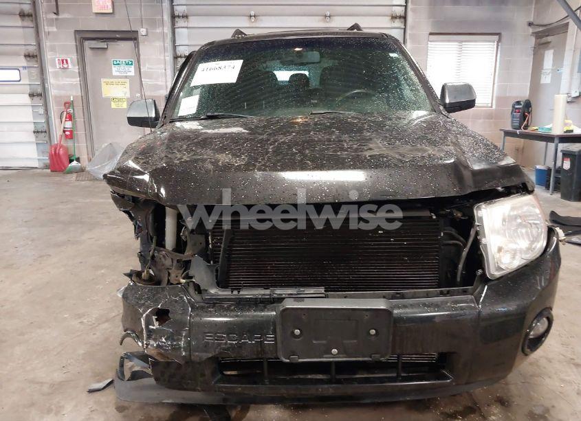 Photo 12 of 2011 Ford Escape XLT (VIN 1FMCU0DG0BKA12936)