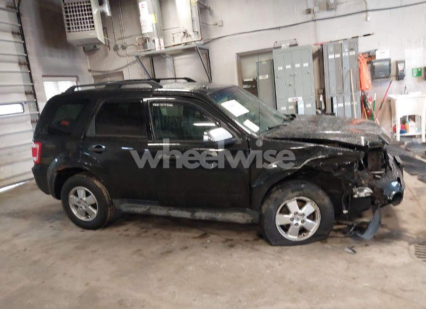 Photo 13 of 2011 Ford Escape XLT (VIN 1FMCU0DG0BKA12936)