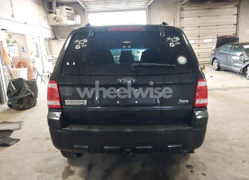 Photo 16 of 2011 Ford Escape XLT (VIN 1FMCU0DG0BKA12936)