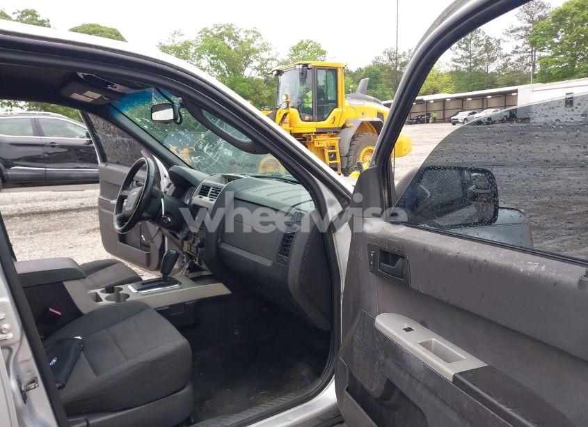 Photo 5 of 2011 Ford Escape XLT (VIN 1FMCU0DG0BKA86504)