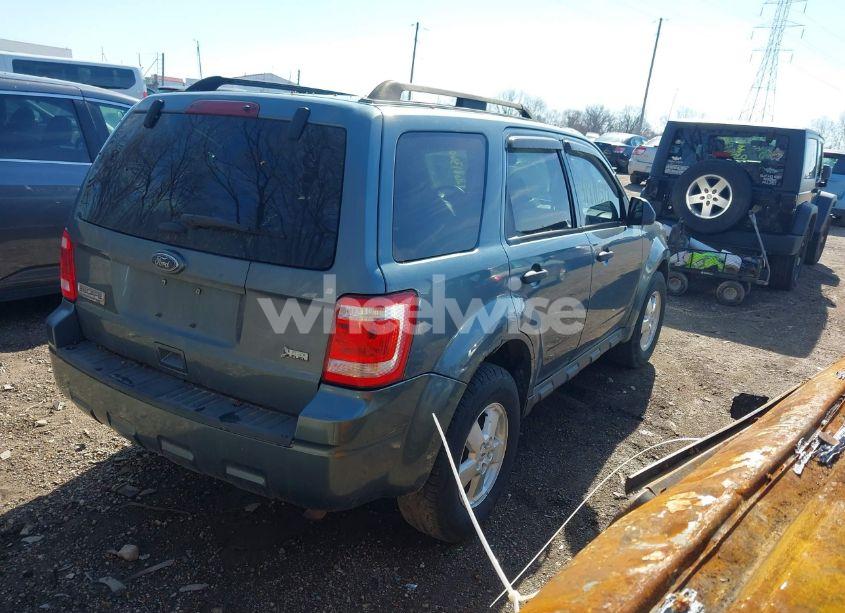 Photo 4 of 2011 Ford Escape XLT (VIN 1FMCU0DG0BKA86616)