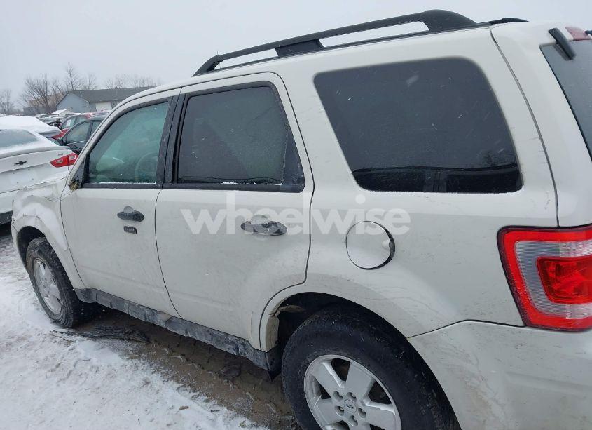 Photo 15 of 2011 Ford Escape XLT (VIN 1FMCU0DG0BKB83024)