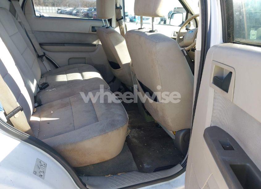 Photo 8 of 2011 Ford Escape XLT (VIN 1FMCU0DG0BKC05801)