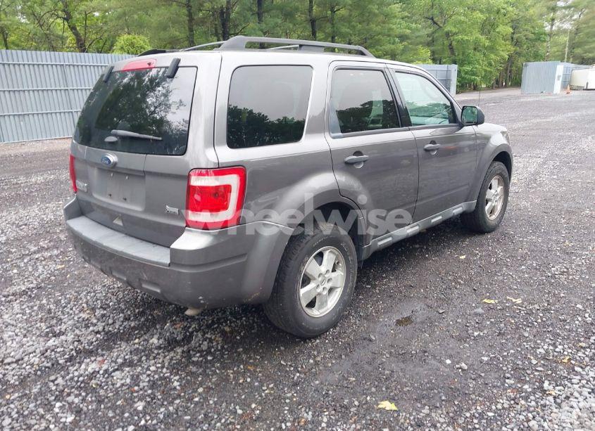 Photo 4 of 2011 Ford Escape XLT (VIN 1FMCU0DG0BKC28270)