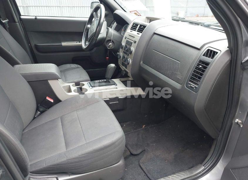 Photo 5 of 2011 Ford Escape XLT (VIN 1FMCU0DG0BKC28270)
