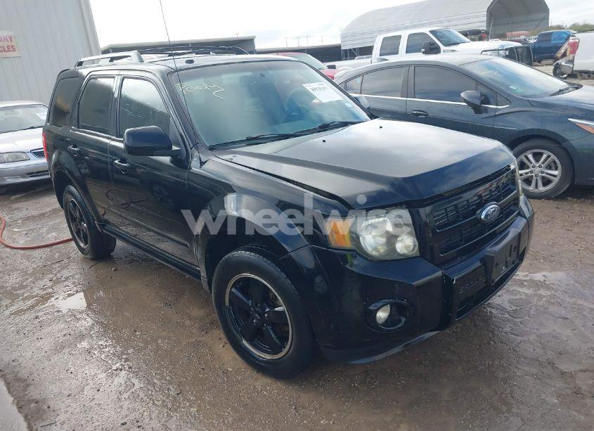 2010 Ford Escape XLT (VIN 1FMCU0DG1AKA04665) main photo