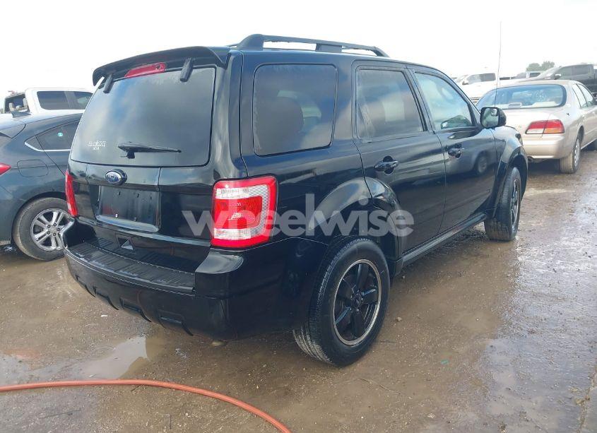 Photo 4 of 2010 Ford Escape XLT (VIN 1FMCU0DG1AKA04665)