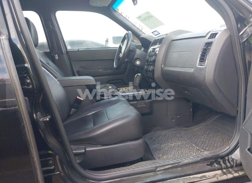 Photo 5 of 2010 Ford Escape XLT (VIN 1FMCU0DG1AKA04665)