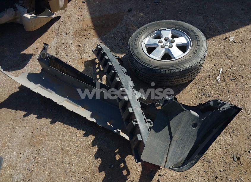 Photo 12 of 2010 Ford Escape XLT (VIN 1FMCU0DG1AKA15388)