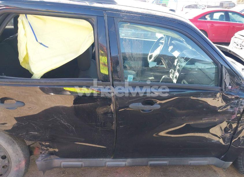 Photo 14 of 2010 Ford Escape XLT (VIN 1FMCU0DG1AKA15388)