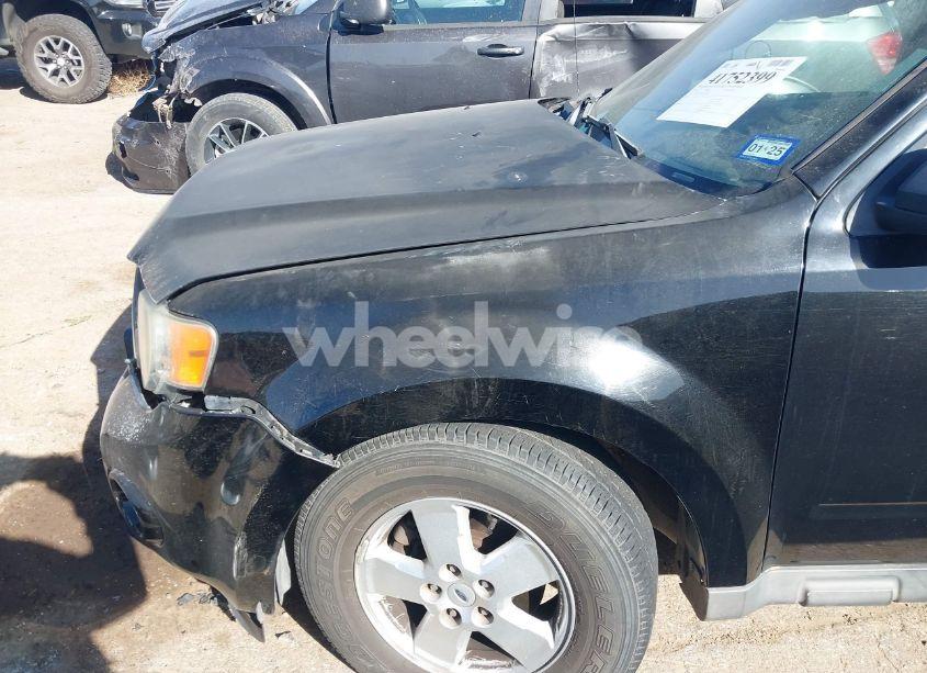 Photo 6 of 2010 Ford Escape XLT (VIN 1FMCU0DG1AKA15388)