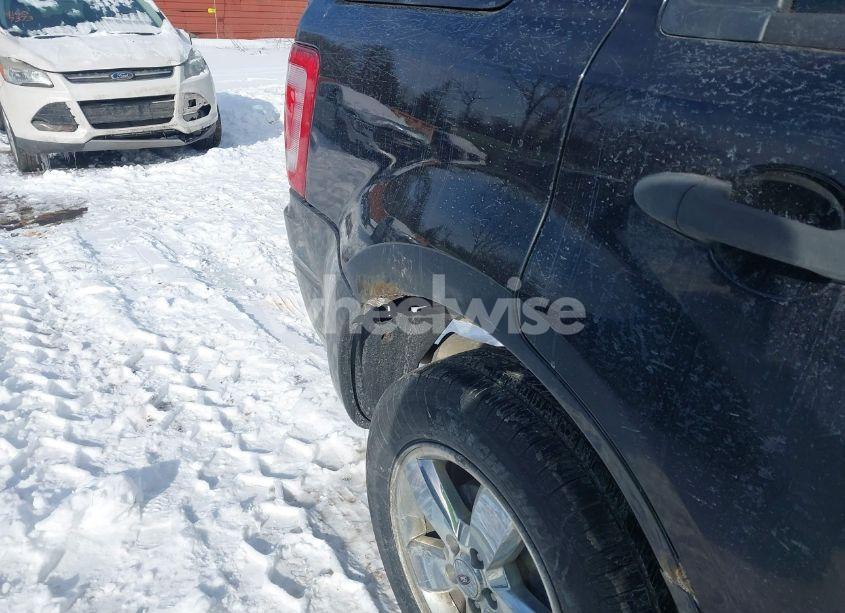 Photo 20 of 2010 Ford Escape XLT (VIN 1FMCU0DG1AKA95680)