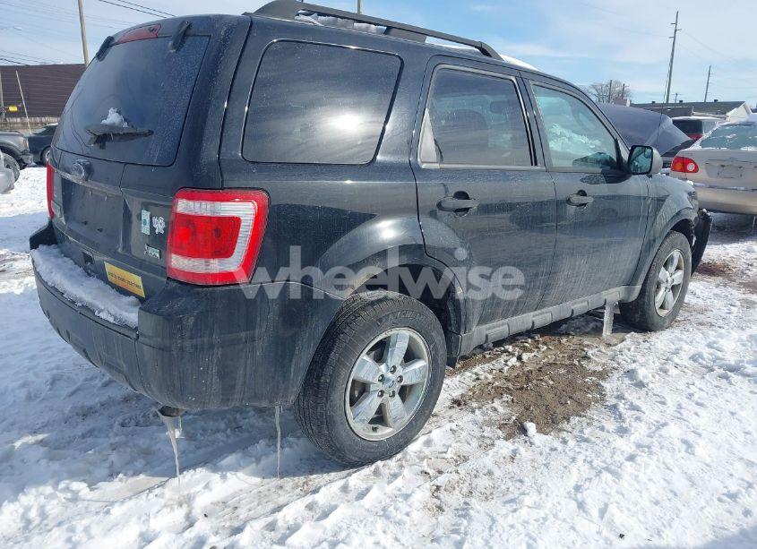 Photo 4 of 2010 Ford Escape XLT (VIN 1FMCU0DG1AKA95680)