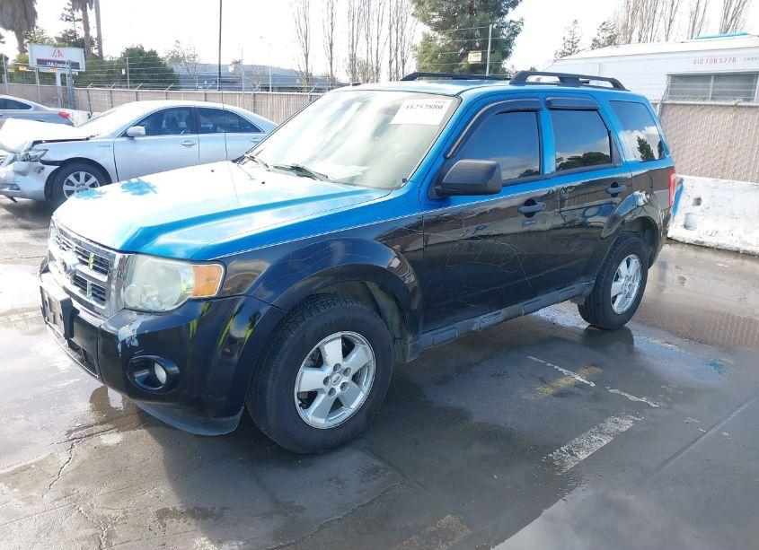 Photo 2 of 2010 Ford Escape XLT (VIN 1FMCU0DG1AKC84894)