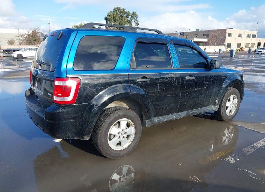 Photo 4 of 2010 Ford Escape XLT (VIN 1FMCU0DG1AKC84894)