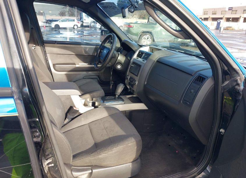 Photo 5 of 2010 Ford Escape XLT (VIN 1FMCU0DG1AKC84894)