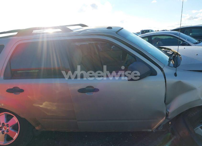Photo 13 of 2010 Ford Escape XLT (VIN 1FMCU0DG1AKD42423)