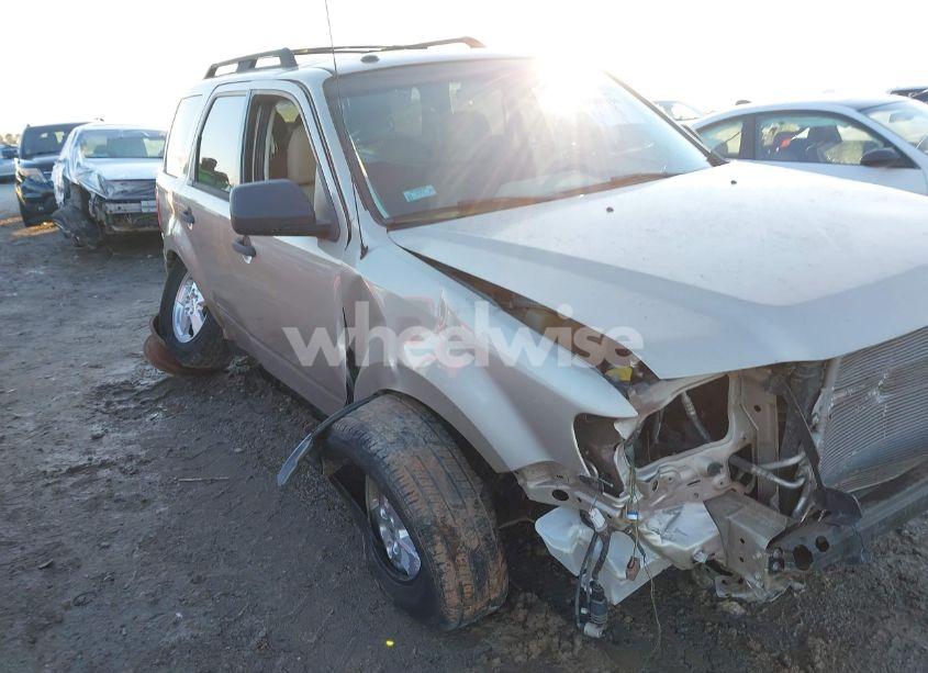 Photo 18 of 2010 Ford Escape XLT (VIN 1FMCU0DG1AKD42423)