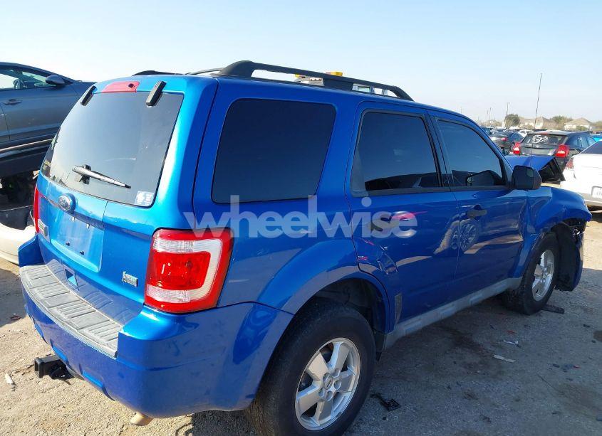 Photo 4 of 2011 Ford Escape XLT (VIN 1FMCU0DG1BKA43760)