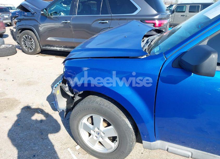 Photo 6 of 2011 Ford Escape XLT (VIN 1FMCU0DG1BKA43760)
