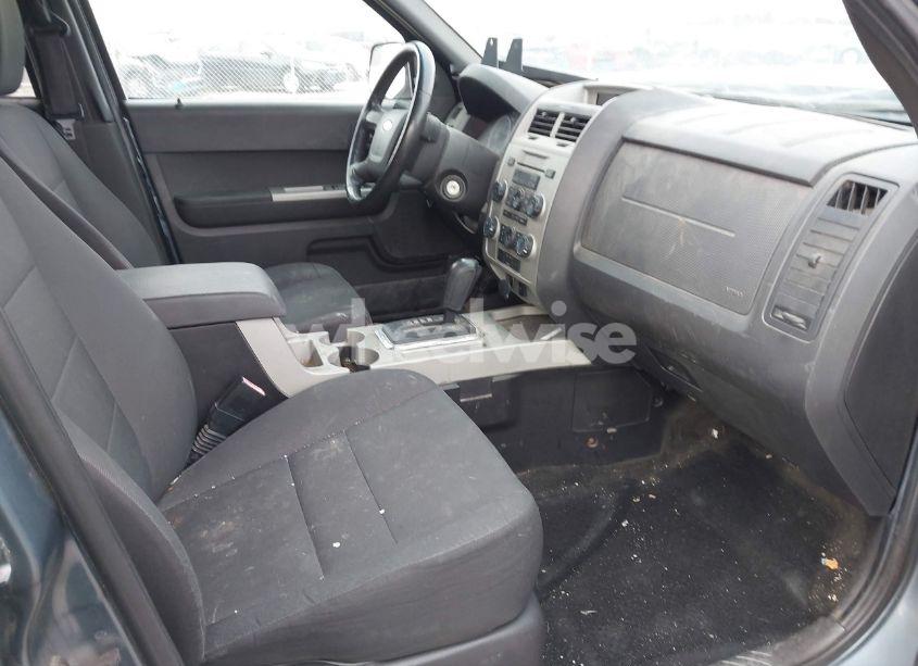 Photo 5 of 2011 Ford Escape XLT (VIN 1FMCU0DG1BKC52898)