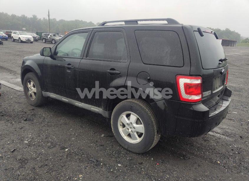 Photo 3 of 2012 Ford Escape XLT (VIN 1FMCU0DG1CKA04684)