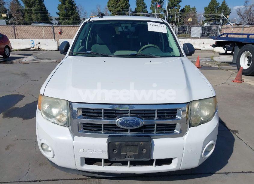 Photo 6 of 2010 Ford Escape XLT (VIN 1FMCU0DG2AKA30448)