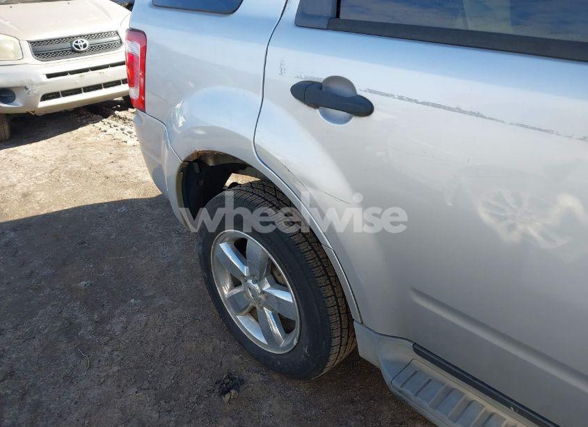 Photo 14 of 2011 Ford Escape XLT (VIN 1FMCU0DG2BKA19659)