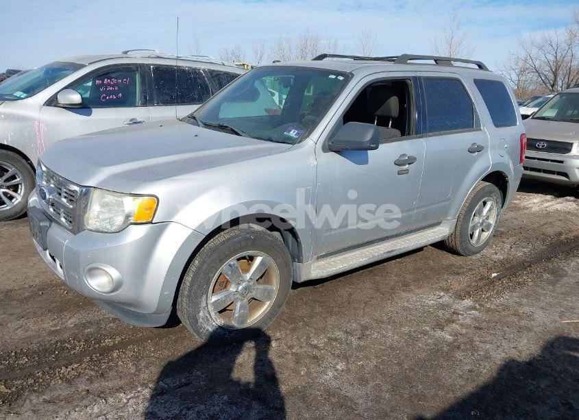 Photo 2 of 2011 Ford Escape XLT (VIN 1FMCU0DG2BKA19659)