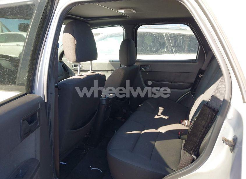 Photo 8 of 2011 Ford Escape XLT (VIN 1FMCU0DG2BKA19659)