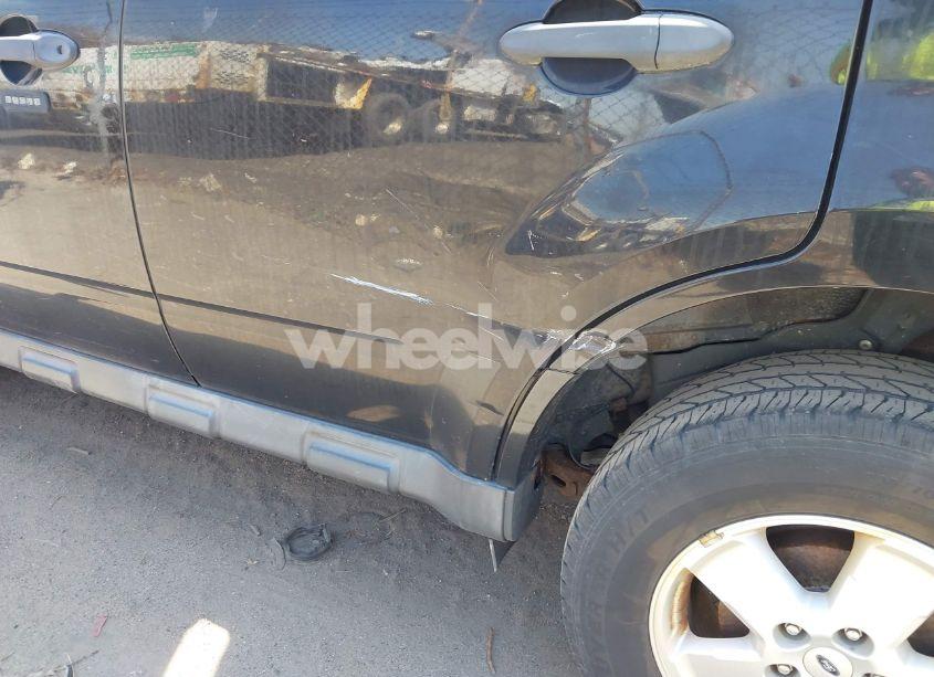 Photo 6 of 2011 Ford Escape XLT (VIN 1FMCU0DG2BKA59983)