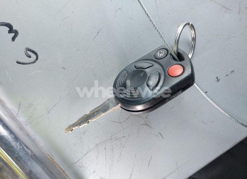 Photo 11 of 2011 Ford Escape XLT (VIN 1FMCU0DG2BKA65928)