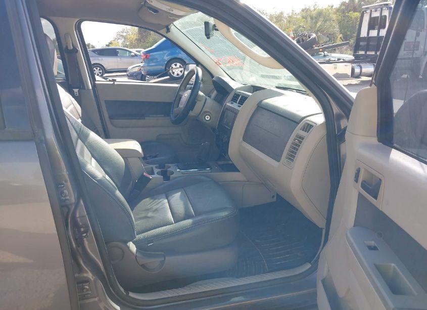 Photo 5 of 2011 Ford Escape XLT (VIN 1FMCU0DG2BKA79019)